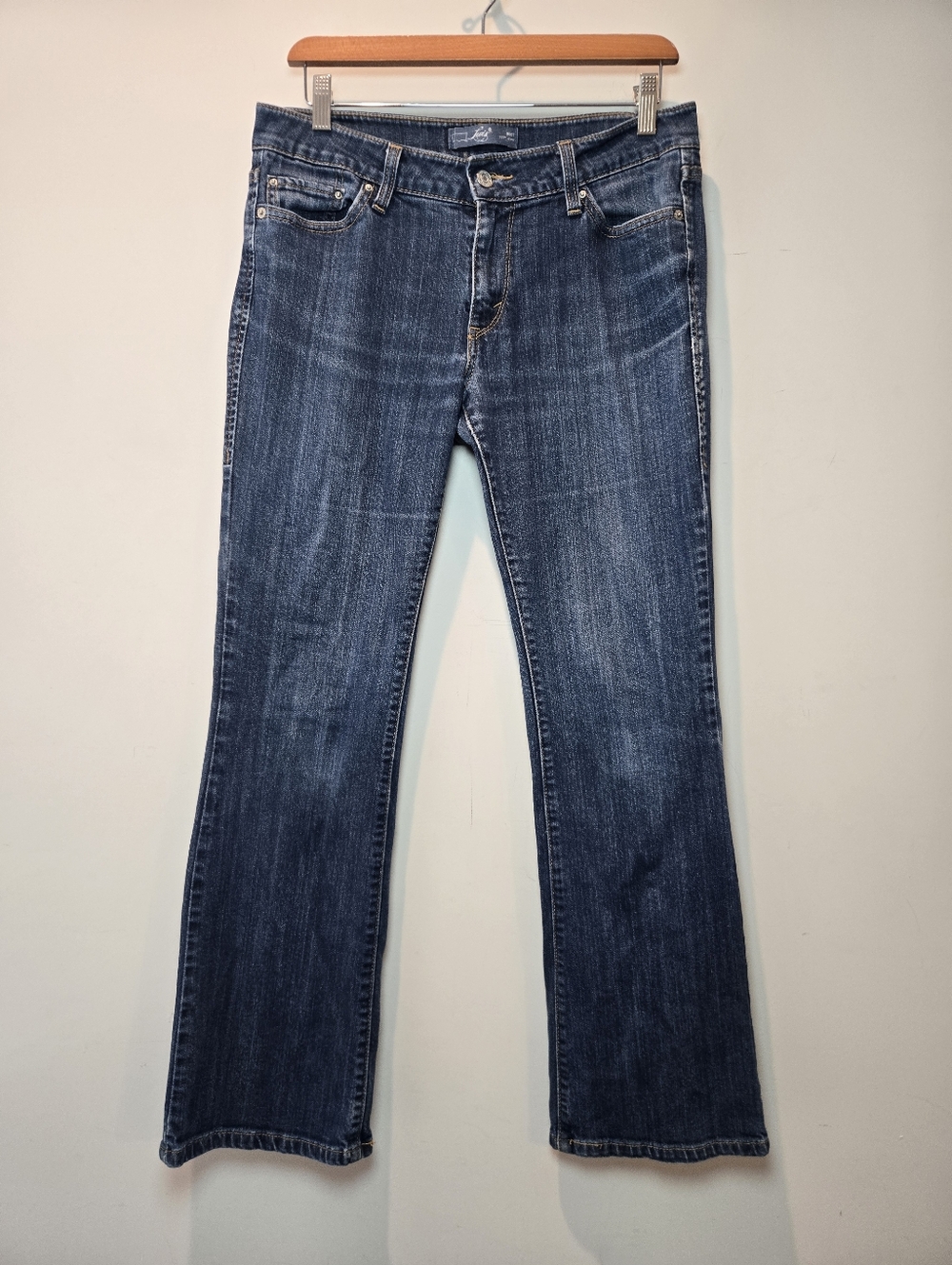 Levi's Jeans Women's 10 M Boot 553 Denim Bootcut